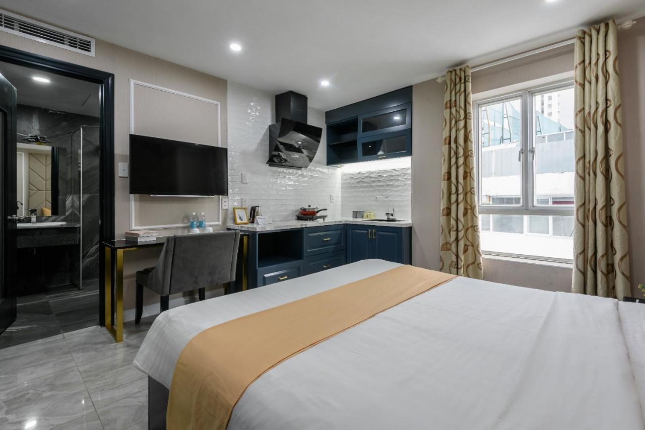 Cozrum Lux - The Arrivals Hotel Ho Chi Minh City Exterior photo