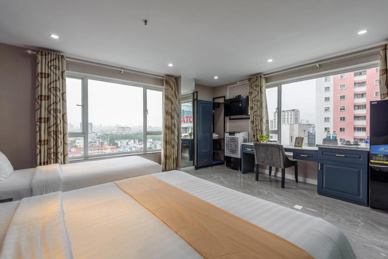 Cozrum Lux - The Arrivals Hotel Ho Chi Minh City Exterior photo